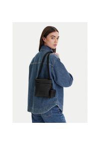 Saszetka Calvin Klein. Kolor: czarny #1