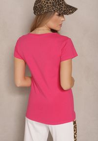 Renee - Różowy Bawełniany T-shirt Ozdobiony Guzikami Lisamaris. Okazja: na co dzień. Kolor: różowy. Materiał: bawełna. Wzór: aplikacja. Styl: klasyczny, casual #5
