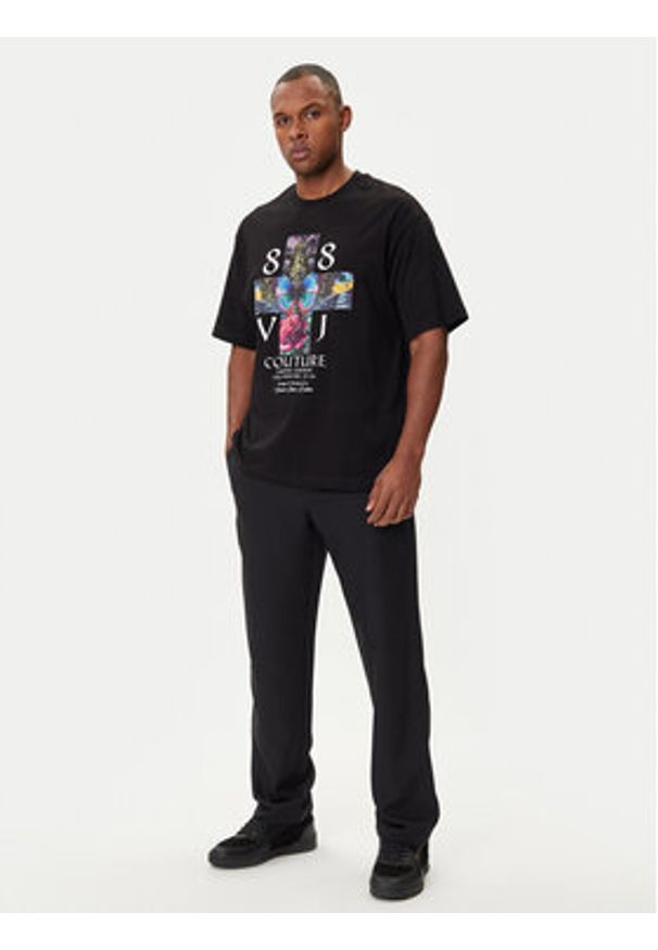 Versace Jeans Couture T-Shirt 79GAHT10 CJ00T Czarny Regular Fit. Kolor: czarny. Materiał: bawełna