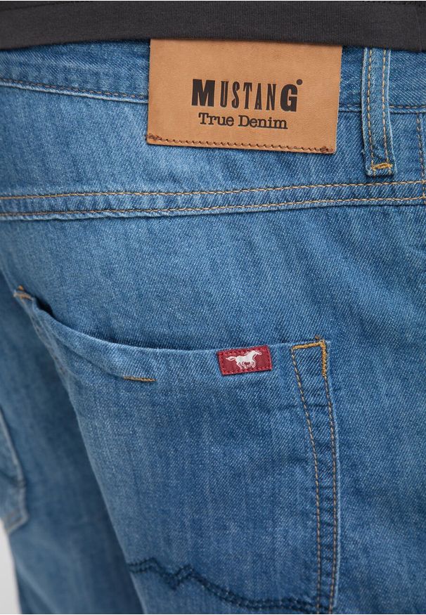 Mustang - MUSTANG HAMPTON BERMUDA DENIM BLUE 1007792 5000 801. Materiał: denim