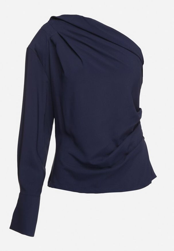 Born2be - Granatowa Bluzka na Jedno Ramię z Marszczeniem w Talii Lobinne. Okazja: na co dzień, na spotkanie biznesowe. Kolor: niebieski. Materiał: jeans. Długość rękawa: długi rękaw. Długość: długie. Styl: elegancki, biznesowy, casual