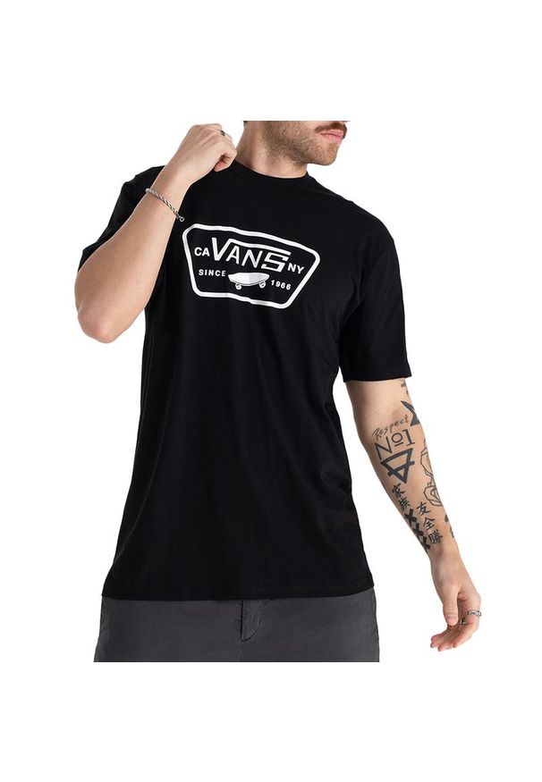 Koszulka Vans Full Patch VN000QN8Y281 - czarna. Kolor: czarny. Materiał: materiał, bawełna. Długość rękawa: krótki rękaw. Długość: krótkie. Wzór: aplikacja
