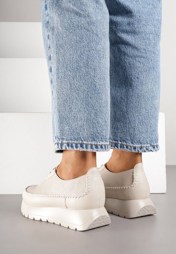 Born2be - Beżowe Półbuty Sneakersy Potocki na Grubej Podeszwie z Elastycznymi Sznurówkami Tulemarie. Okazja: na co dzień. Zapięcie: sznurówki. Kolor: beżowy. Materiał: jeans. Styl: casual, elegancki