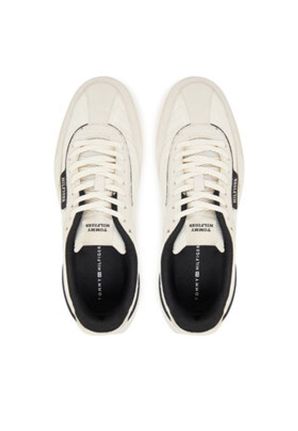 TOMMY HILFIGER - Tommy Hilfiger Sneakersy Retro Runner Nylon Mix FM0FM05523 Écru. Materiał: skóra, zamsz