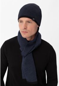 Volcano - Klasyczny szal zimowy H-DARK. Kolor: niebieski. Materiał: dzianina. Wzór: ze splotem, aplikacja, jednolity. Sezon: zima. Styl: klasyczny #1