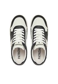 Patrizia Pepe Sneakersy 8Z0085/L011-X1M1 Biały. Kolor: biały. Materiał: skóra