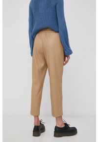 only - Only Spodnie damskie kolor beżowy proste high waist. Stan: podwyższony. Kolor: beżowy. Materiał: materiał
