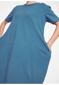 Sukienka bawełniana oversize, rękawy 1/2 bonprix niebieski dżins. Kolor: niebieski. Materiał: bawełna. Typ sukienki: oversize #6
