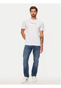 Guess T-Shirt M4BI61 K9RM1 Biały Slim Fit. Kolor: biały. Materiał: bawełna #5