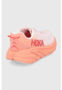 Hoka One One - Buty Rincon 3. Nosek buta: okrągły. Zapięcie: sznurówki. Kolor: pomarańczowy. Materiał: guma. Wzór: geometria. Sport: bieganie #2