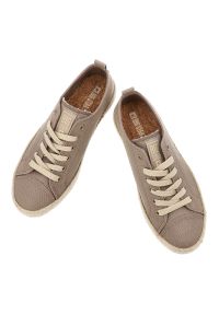 Big-Star - Trampki damskie Big Star, cholewka z materiału tekstylnego klasyczne sznurowanie zaokrąglony nosek, brązowe, TT274099. Zapięcie: sznurówki. Kolor: brązowy. Materiał: materiał. Szerokość cholewki: normalna. Styl: klasyczny #5