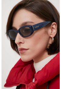Vogue - VOGUE okulary przeciwsłoneczne damskie kolor szary. Kształt: owalne. Kolor: szary