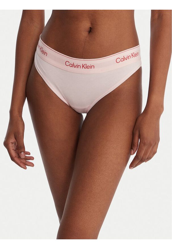Calvin Klein Underwear Stringi LV00QF8518 Różowy. Kolor: różowy. Materiał: bawełna