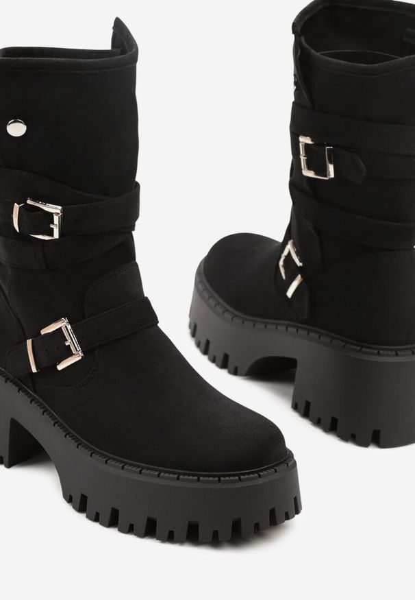 Born2be - Czarne Botki Workery na Grubej Podeszwie i Obcasie z Klamrami Tulanira. Okazja: na co dzień. Zapięcie: klamry. Kolor: czarny. Materiał: jeans, skóra. Obcas: na obcasie. Styl: klasyczny, casual, elegancki. Wysokość obcasa: średni