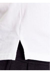 Converse T-Shirt Star Chevron Twist 10024546-A02 Biały Cropped Fit. Kolor: biały. Materiał: bawełna #3