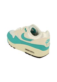Buty do chodzenia damskie Nike Air Max 1. Kolor: biały, niebieski, wielokolorowy. Materiał: syntetyk, zamsz, materiał, skóra, tkanina. Szerokość cholewki: normalna. Model: Nike Air Max. Sport: turystyka piesza