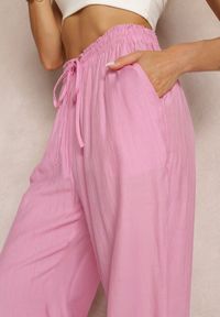 Renee - Różowe Szerokie Spodnie z Wiskozy i Gumką w Pasie Abyga. Kolor: różowy. Materiał: wiskoza