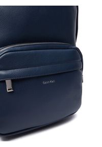 Calvin Klein Plecak podróżny Raised Round Backpack LV04D3155G Granatowy. Kolor: niebieski. Materiał: skóra #4