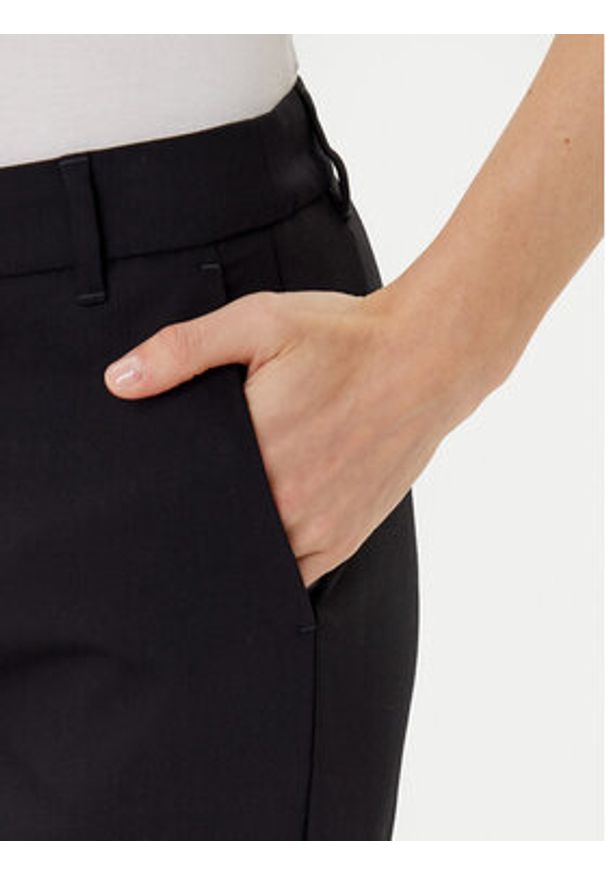 Marella Chinosy Abb 2523136031 Czarny Slim Fit. Kolor: czarny. Materiał: bawełna, syntetyk