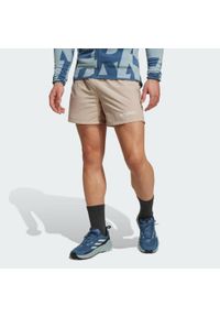 Adidas - Szorty Terrex Multi. Kolor: beżowy. Materiał: materiał. Sport: turystyka piesza