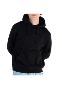 Bluza Vans Essential Relaxed Pullover VN000H8ZBLK1 - czarna. Typ kołnierza: kaptur. Kolor: czarny. Materiał: bawełna. Wzór: napisy, aplikacja. Styl: klasyczny