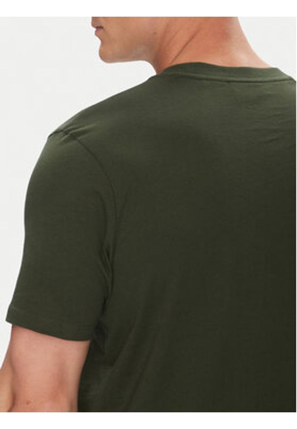 Hugo - HUGO T-Shirt Dulivio 50467556 Zielony Regular Fit. Kolor: zielony. Materiał: bawełna