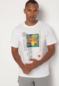 Born2be - Biała Koszulka T-shirt z Bawełny z Ozdobnym Nadrukiem Savenelle. Kolor: biały. Materiał: bawełna. Wzór: nadruk. Styl: klasyczny, elegancki #7