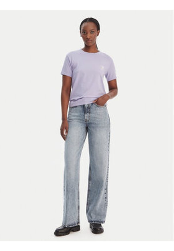 Hugo - HUGO T-Shirt 50556981 Fioletowy Regular Fit. Kolor: fioletowy. Materiał: syntetyk