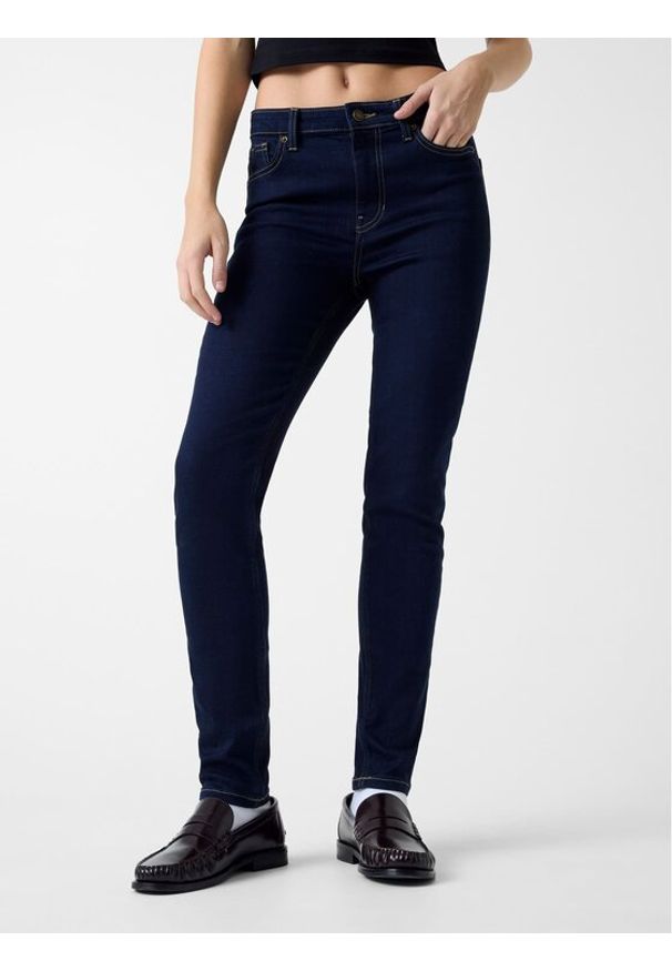 Guess Jeans Jeansy 180063 Niebieski Skinny Fit. Kolor: niebieski