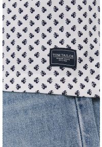 Tom Tailor - Polo. Okazja: na co dzień. Typ kołnierza: polo. Kolor: biały. Materiał: dzianina. Długość: krótkie. Styl: casual #4