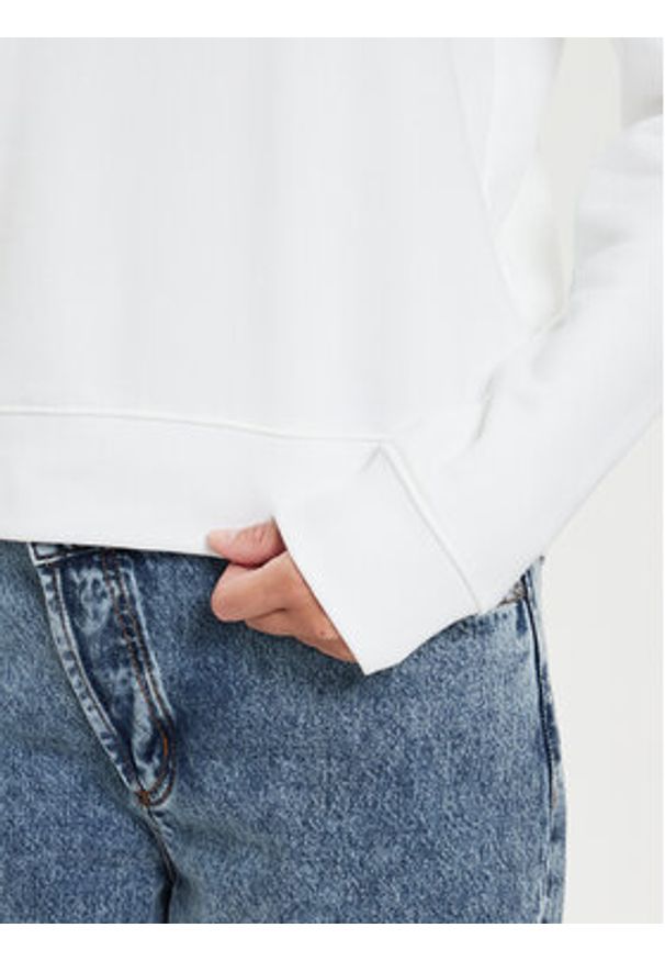 Guess Jeans Bluza W4YQ07 KC811 Biały Regular Fit. Kolor: biały. Materiał: bawełna
