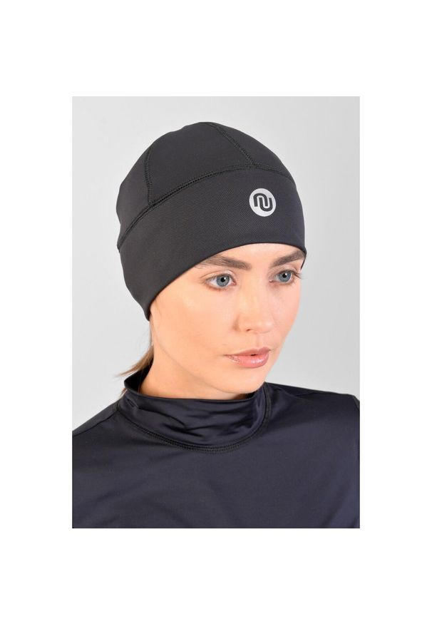NESSI SPORTSWEAR - Czapka krótka ocieplana do biegania Unisex Nessi Sportswear. Kolor: czarny. Styl: sportowy