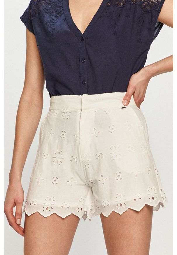 Pepe Jeans - Szorty Nora. Okazja: na co dzień. Stan: podwyższony. Kolor: biały. Styl: casual