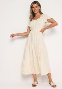Born2be - Jasnobeżowa Sukienka z Wiskozy o Rozkloszowanym Kroju Folky. Okazja: na co dzień. Typ kołnierza: dekolt w kształcie V. Kolor: beżowy. Materiał: wiskoza. Styl: casual, elegancki #6