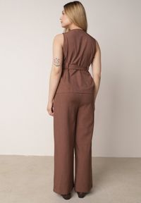 Born2be - Brązowy Komplet Garniturowy z Bawełną Spodnie i Kamizelka z Paskiem z Klamrą Danacine. Kolor: brązowy. Materiał: bawełna #6