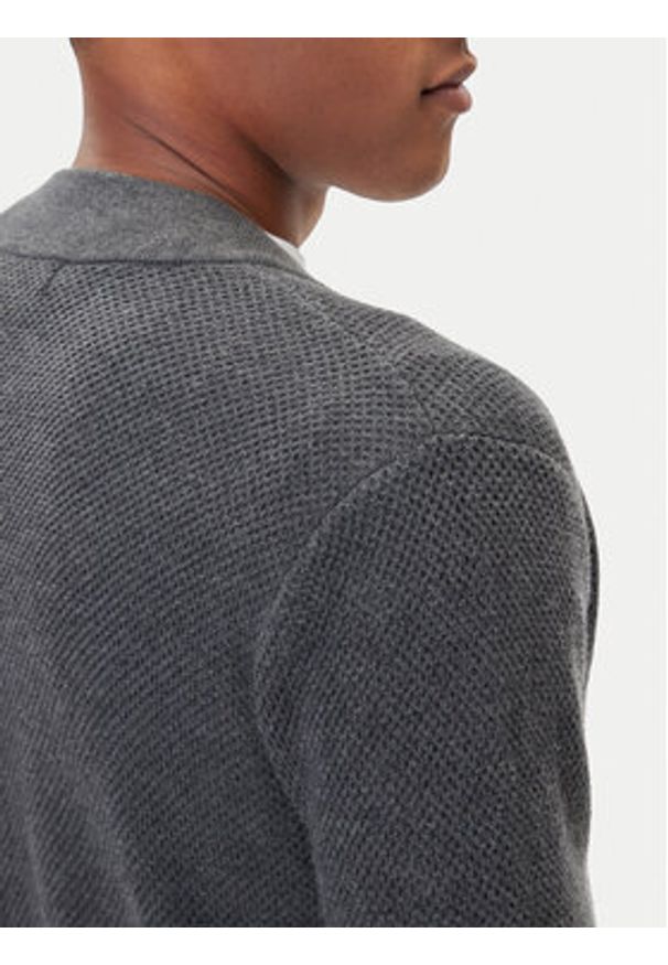 Guess Kardigan M5BR10 Z0432 Szary Regular Fit. Kolor: szary. Materiał: syntetyk