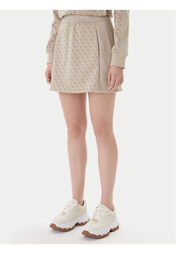 Guess Spódnica dresowa V6RD04 K2042 Beżowy Classic Fit. Kolor: beżowy. Materiał: syntetyk
