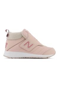 Buty New Balance Jr Ptcozypg różowe. Wysokość cholewki: za kostkę. Zapięcie: rzepy. Kolor: różowy. Materiał: materiał, syntetyk #4