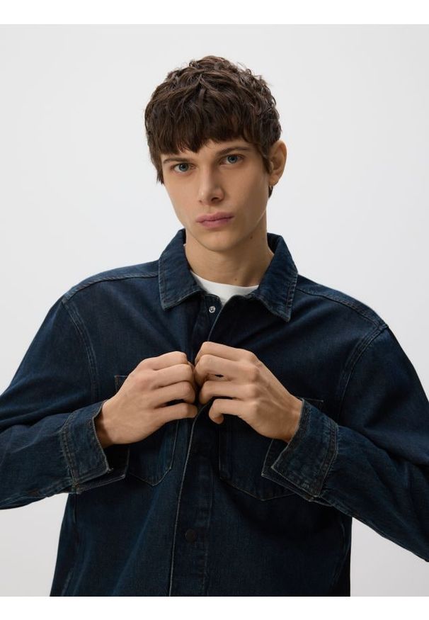 Reserved - Jeansowa koszula comfort fit - indigo jeans. Materiał: jeans