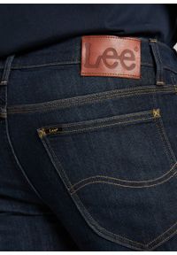 Lee - LEE DAREN BUTTON FLY MĘSKIE SPODNIE JEANSOWE STRONG HAND L706AADB 112117871
