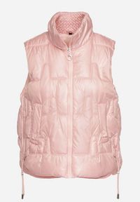 Born2be - Różowa Pikowana Kamizelka ze Stójką i Troczkami Terilanna. Typ kołnierza: kołnierzyk stójkowy. Kolor: różowy. Materiał: jeans. Styl: elegancki #6