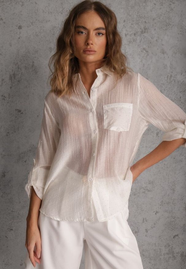 Renee - Biała Prześwitująca Koszula z Cyrkoniami Arialle. Okazja: na co dzień. Kolor: biały. Materiał: jeans. Styl: casual