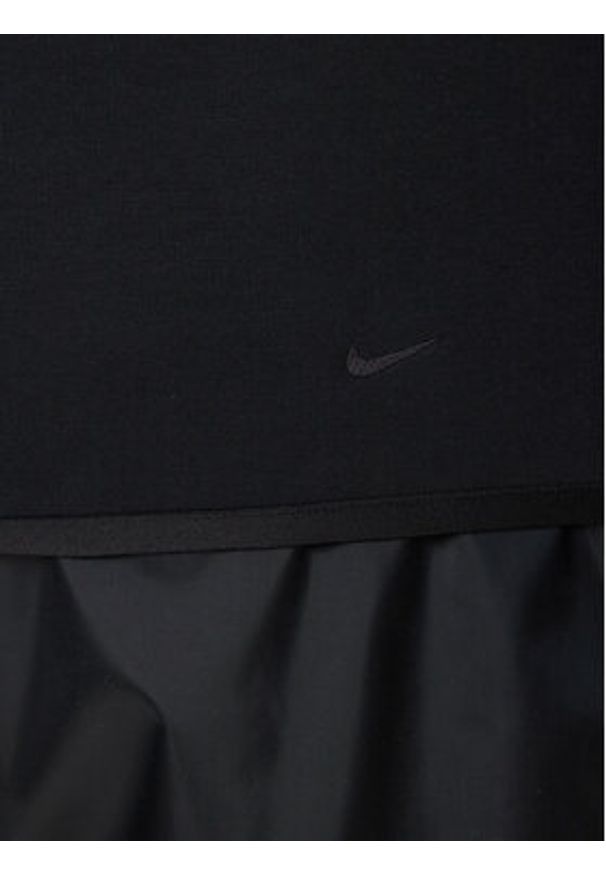 Nike Bluza Windrunner HV0949 Czarny Regular Fit. Kolor: czarny. Materiał: syntetyk, bawełna