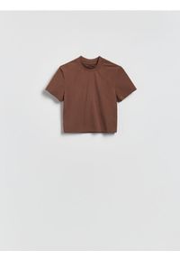 Reserved - T-shirt z bawełną - ciemnobrązowy. Kolor: brązowy. Materiał: bawełna. Długość: krótkie #1