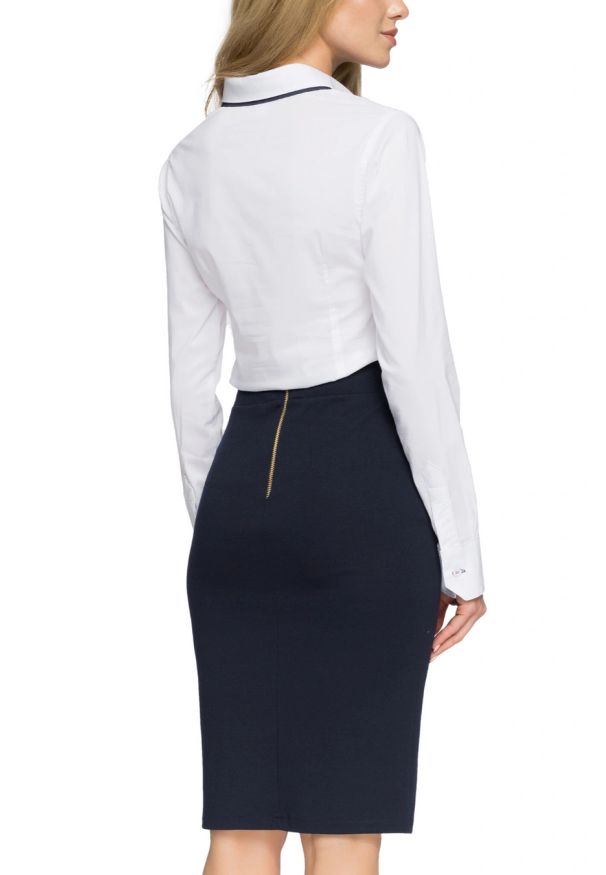 Sukienki.shop - Spódnica ołówkowa dzianinowa z ozdobnym zamkiem granatowa. Okazja: na co dzień, na spotkanie biznesowe, do pracy. Kolor: niebieski. Materiał: dzianina. Długość: do kolan. Wzór: gładki, kolorowy. Sezon: zima, lato. Styl: casual, biznesowy, elegancki, klasyczny