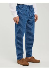 Big-Star - Jeansy męskie loose w prążek granatowe Temir 540. Okazja: na co dzień. Stan: podwyższony. Kolor: niebieski. Wzór: prążki. Styl: elegancki, casual, klasyczny #3