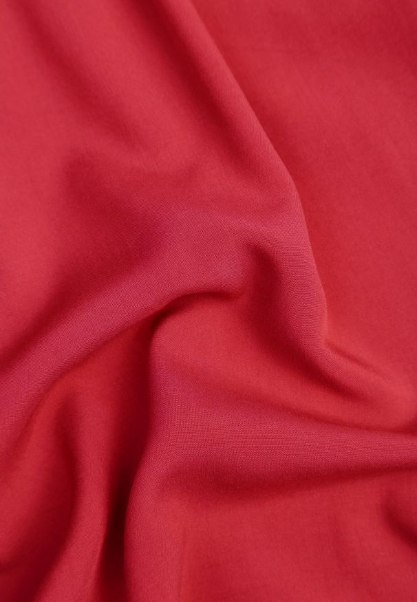 Born2be - Czerwone Spodnie Sharrill. Kolor: czerwony. Materiał: wiskoza. Długość: długie. Wzór: aplikacja, jednolity, gładki. Styl: elegancki