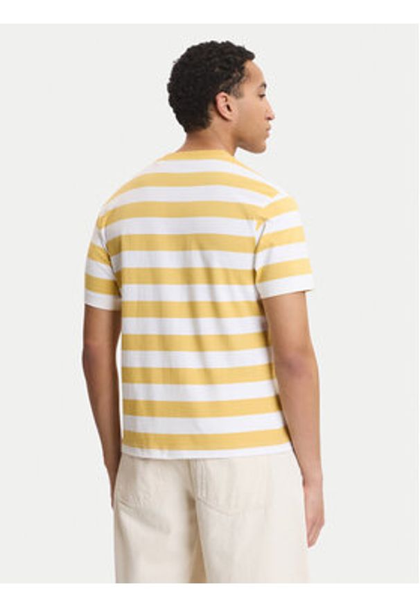 Guess Jeans T-Shirt M4YI84 K9XF1 Żółty Regular Fit. Kolor: żółty. Materiał: bawełna