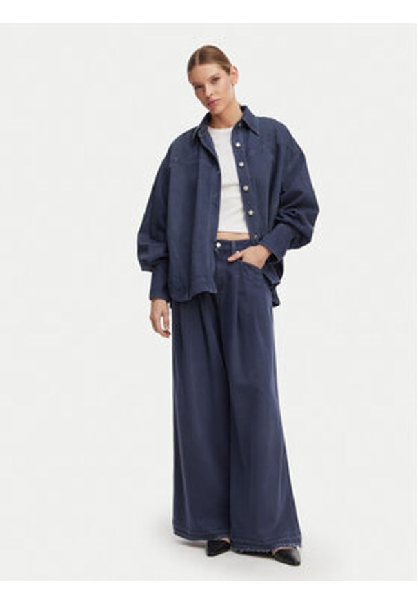 BOSS Koszula jeansowa 50552520 Szary Oversize. Kolor: szary. Materiał: lyocell, bawełna