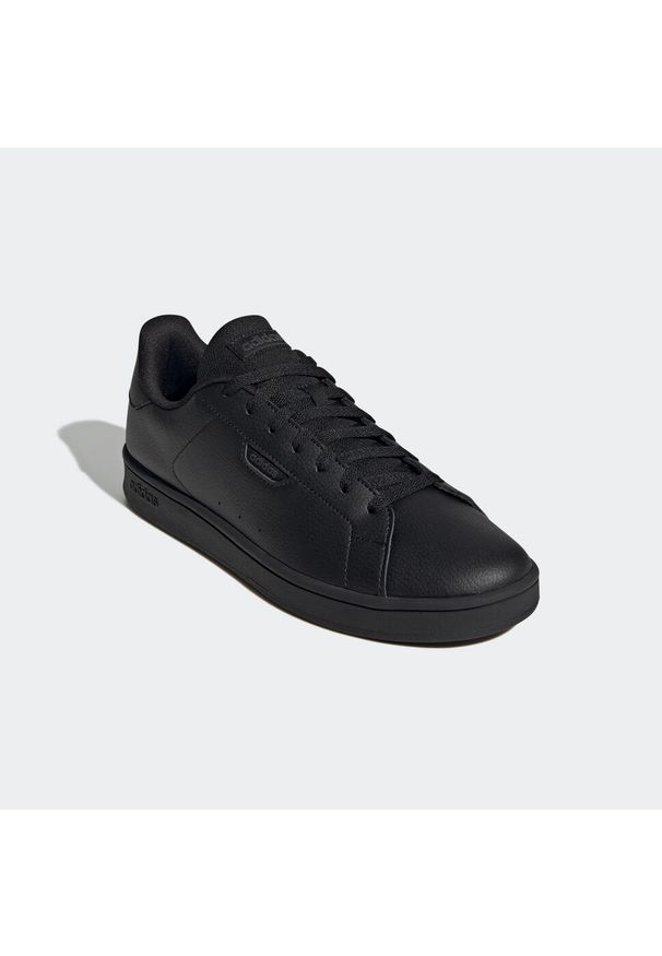Adidas - Buty męskie ADIDAS Urban Court. Materiał: guma, syntetyk. Szerokość cholewki: normalna. Sport: turystyka piesza